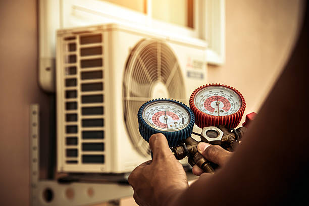 Professional Hvac Maintenance technician working in Norton, OH